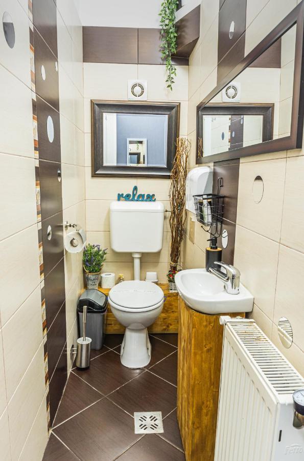 Апартаменти Koa - Inside Old Town Брашов Екстер'єр фото